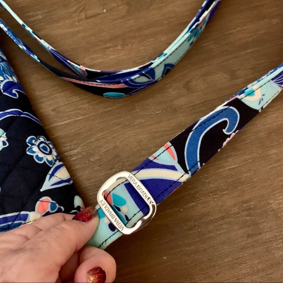 Vera Bradley Quilted Blue Floral Handbag - Picture 7 of 10